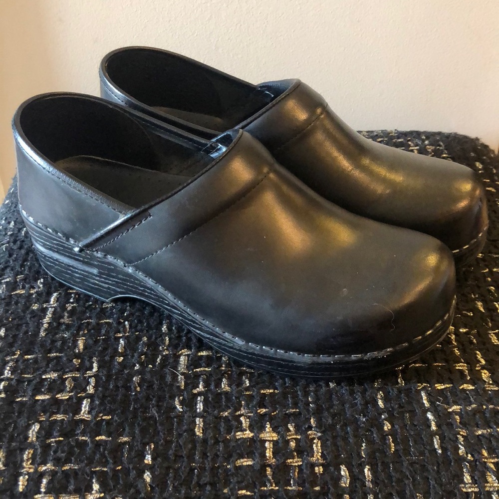 Dansko Clogs - Picture 2 of 4